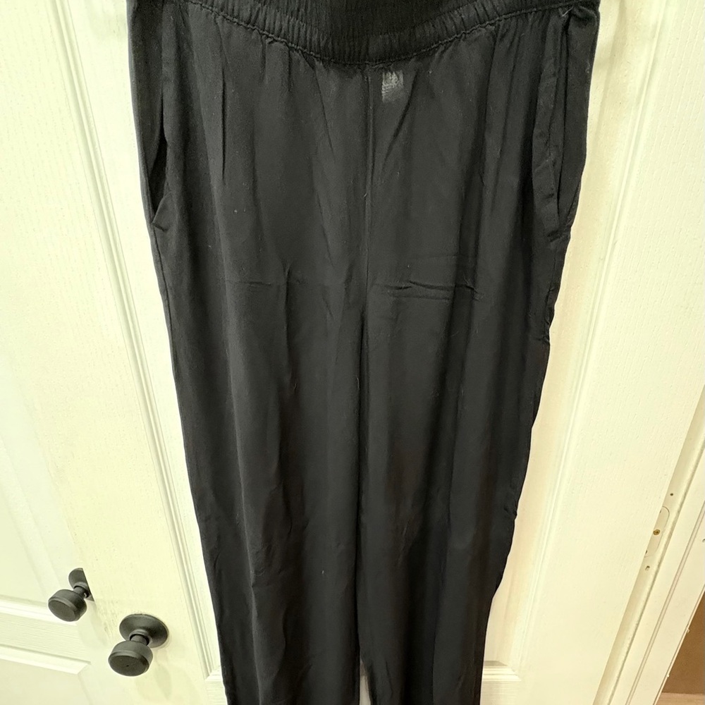 Women's Black Pants with pockets, size 6